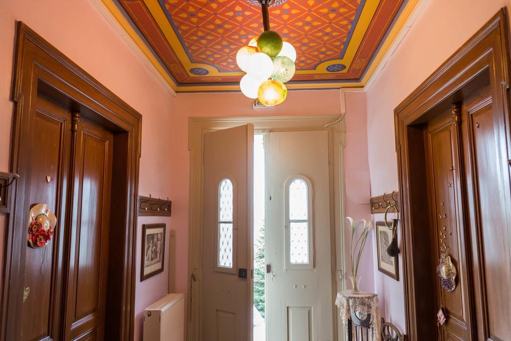 Vogiatzopoulou Guesthouse Agios Georgios Nilias Eksteriør bilde