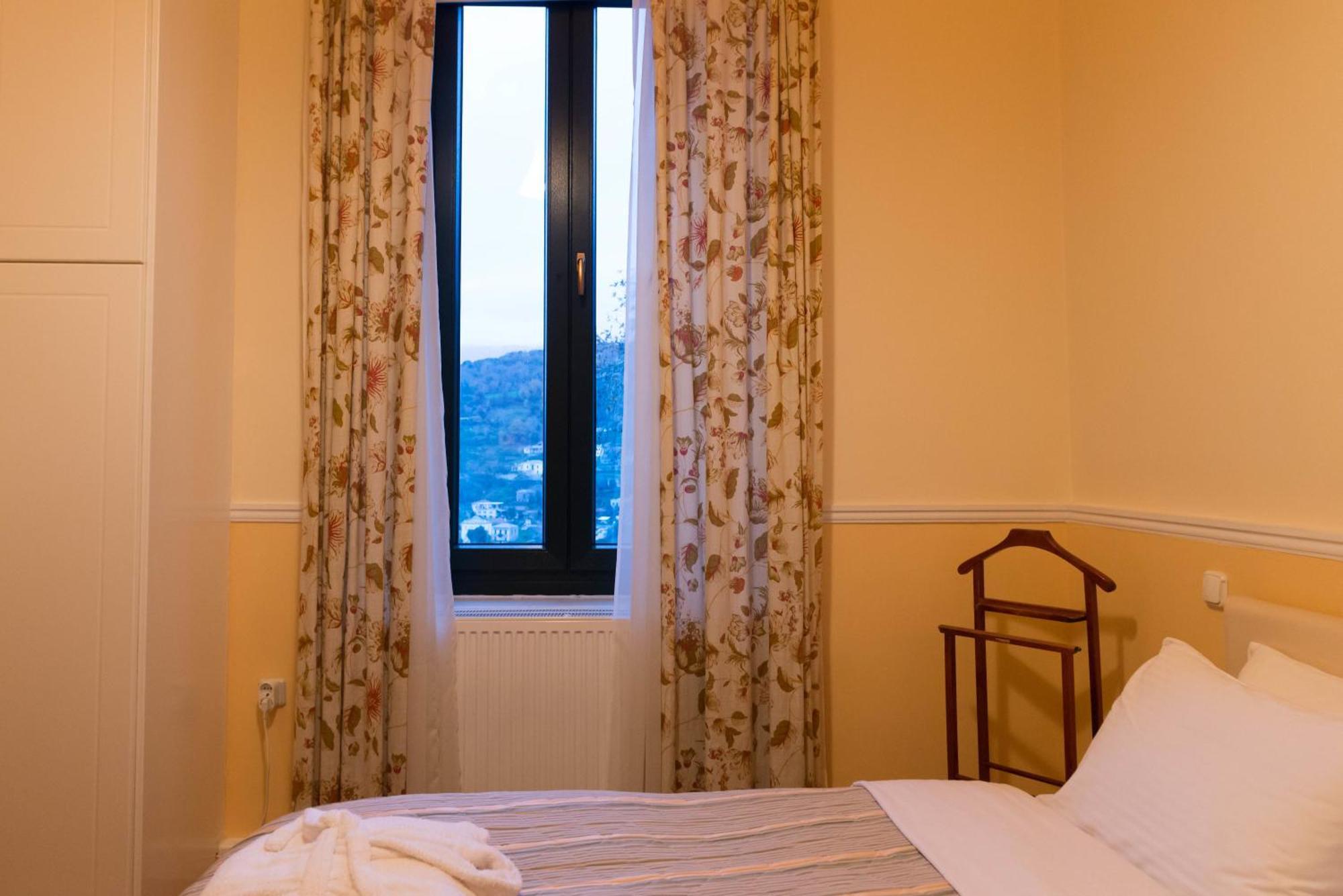 Vogiatzopoulou Guesthouse Agios Georgios Nilias Rom bilde